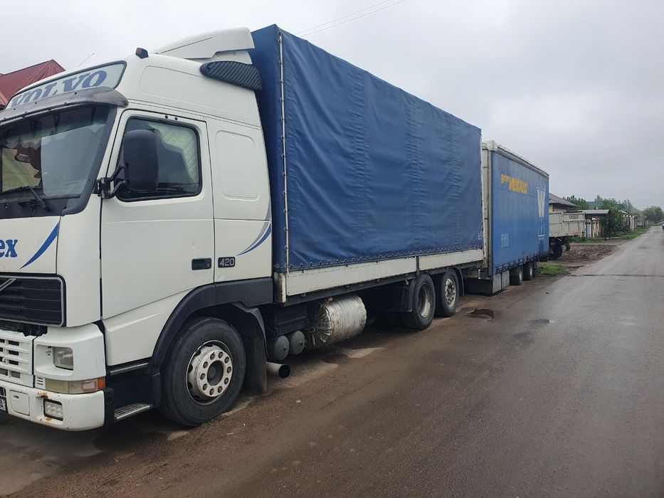 Volvo  30ming 125 kub