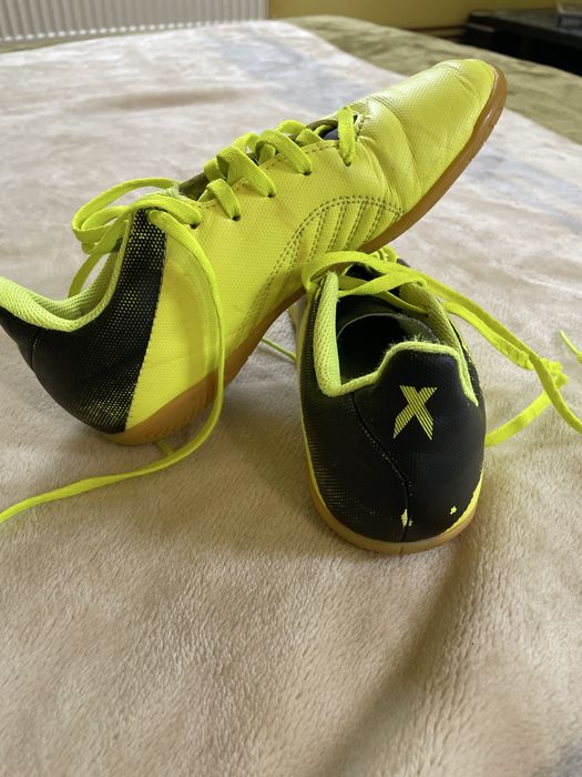 Ghete fotbal Adidas 35 1/2