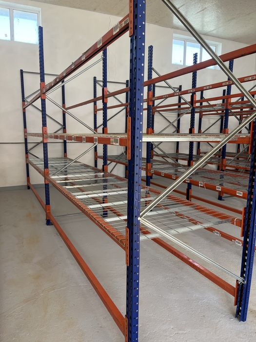 Rafturi metalice premium