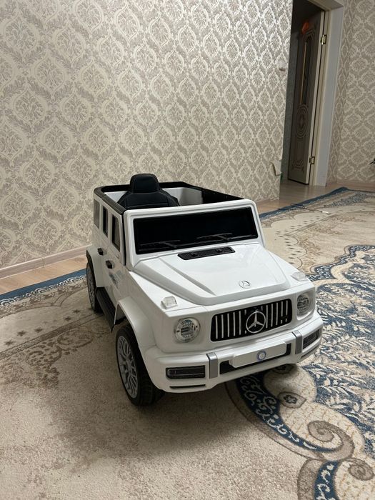 Детская машина в отличном состоянии