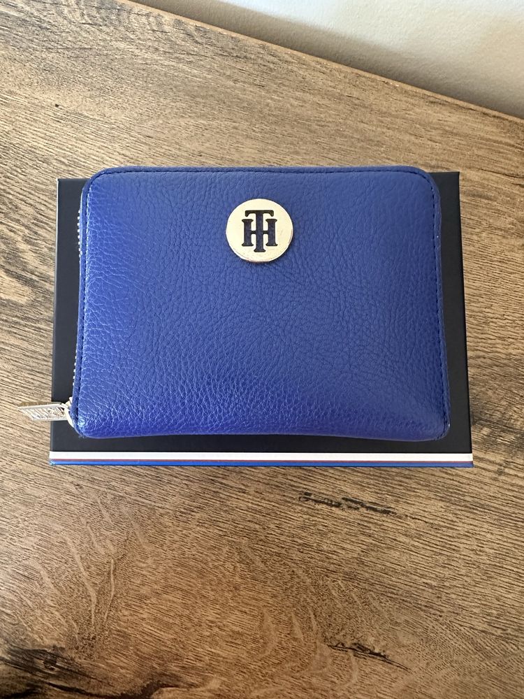 Портмоне Tommy Hilfiger