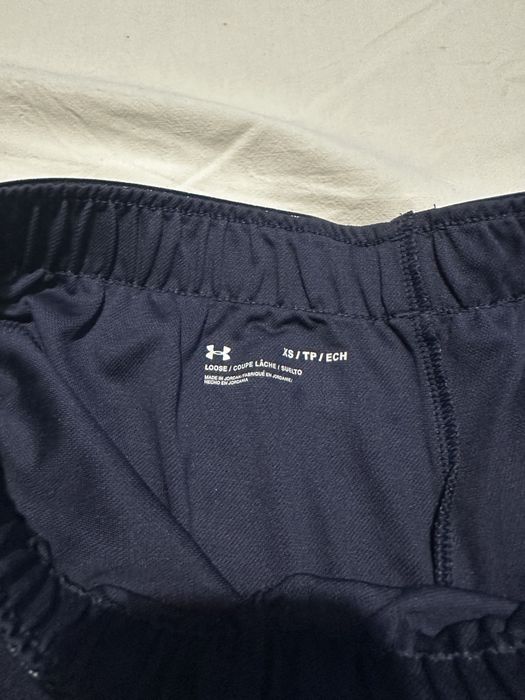 Дамски шорти Under Armour XS