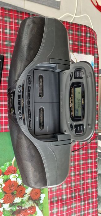 Super Boombox PANASONIC rx-dt75 cu telecomanda