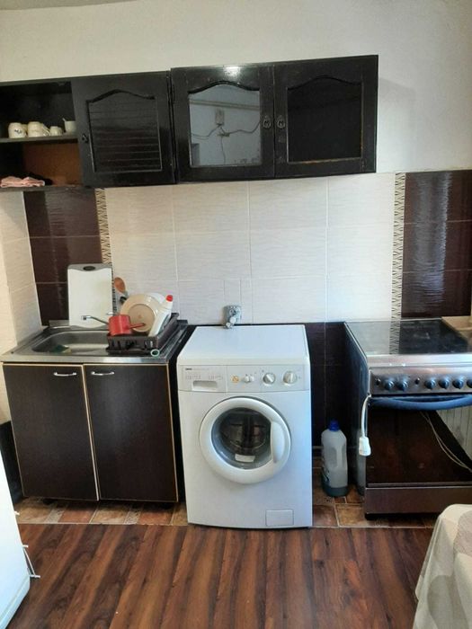 Inchiriez garsoniera central