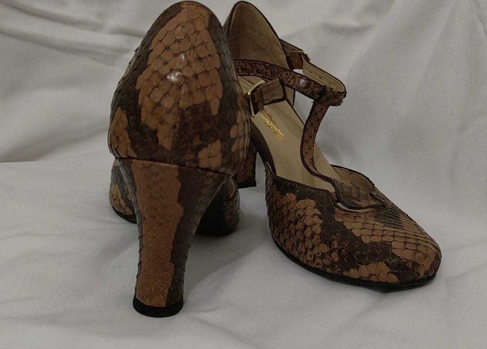 pantofi decupati piele sarpe Veronese 37