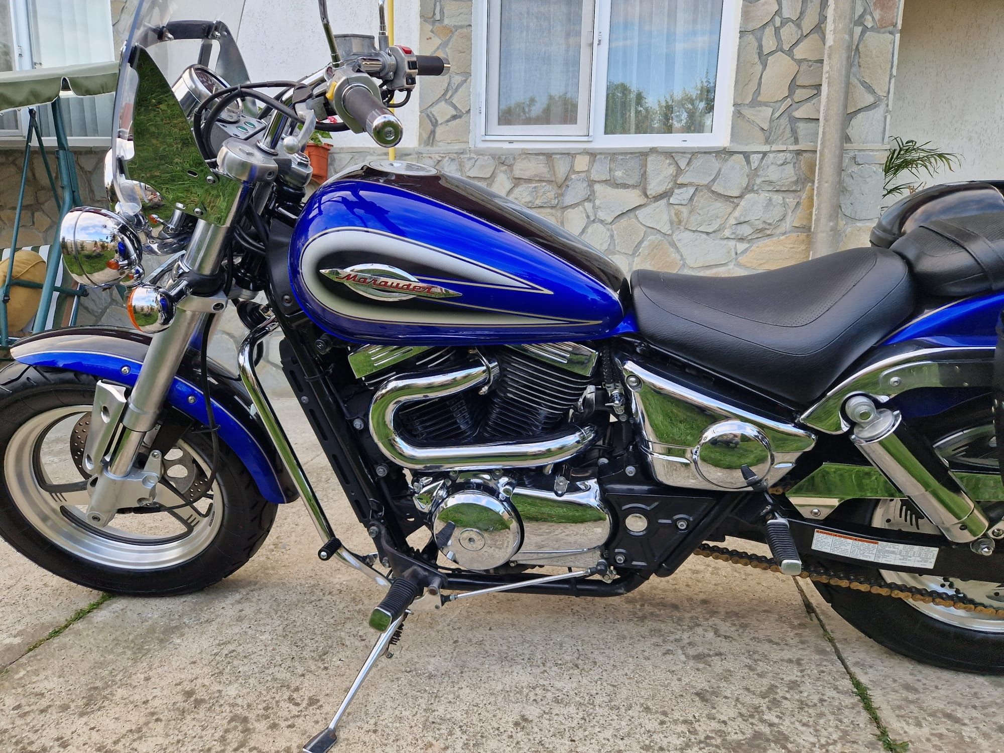 Suzuki Marauder VZ800, 22000km, an 2000, aproape ca noua