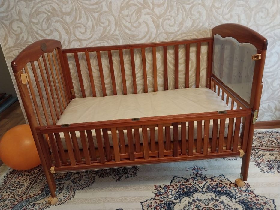 Кровать детская манеж