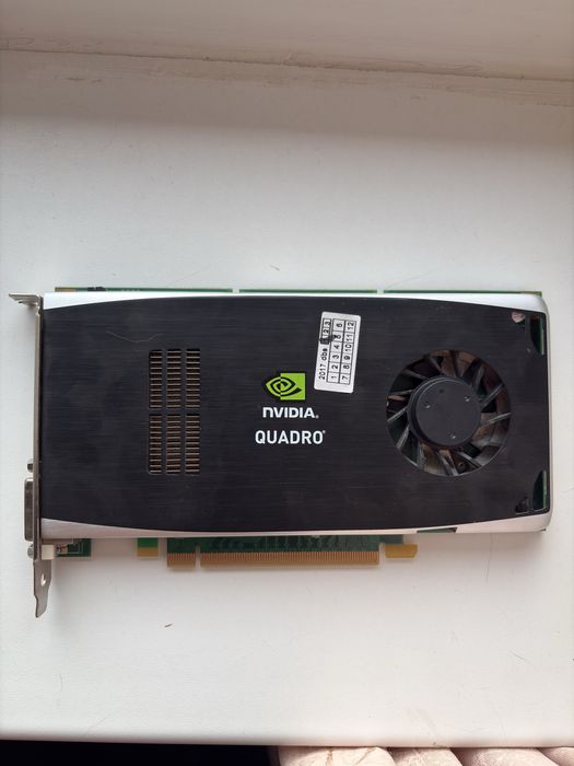 Unitate pc thinkstation e30 gata de utilizare