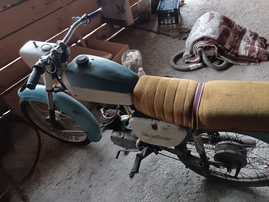 Балкан 50  без документи и