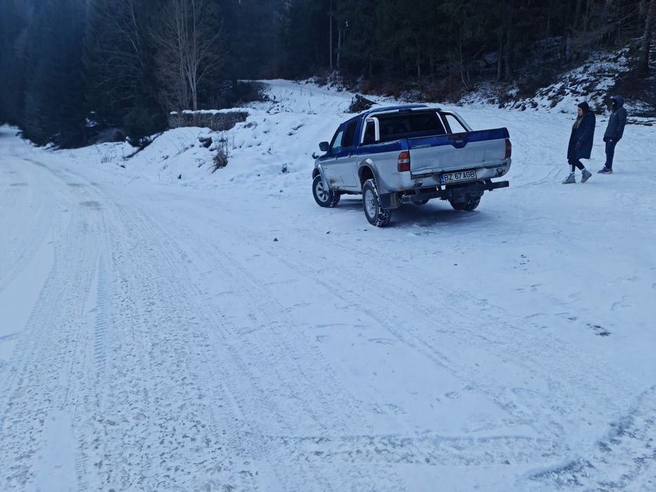 Vând Mitsubishi l200 4x4
