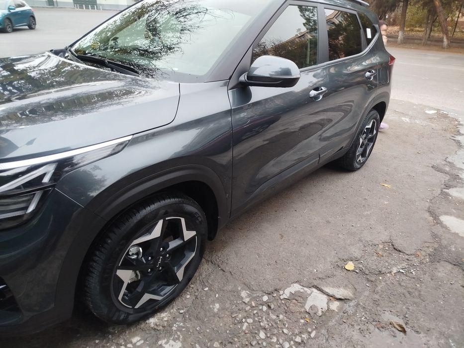 Kia seltos 2024 2 pozitsiya