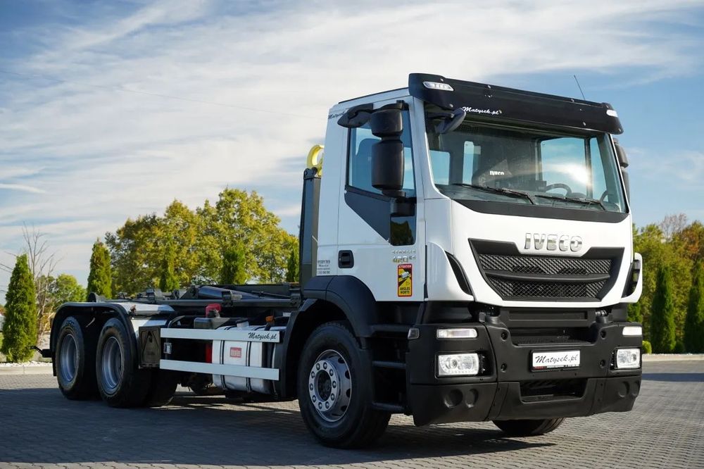 Iveco STRALIS 420 / CAMIOANĂ CU CÂRLIG / 6X4 / MAREL / CAPACITATE DE RIDICARE 17.275 KG / EURO 6