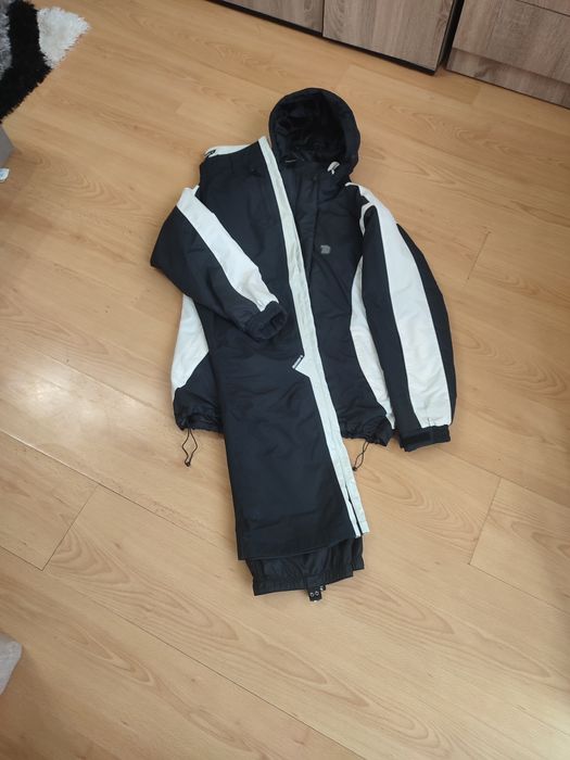 Дамска ски екипировка С/Мразмер