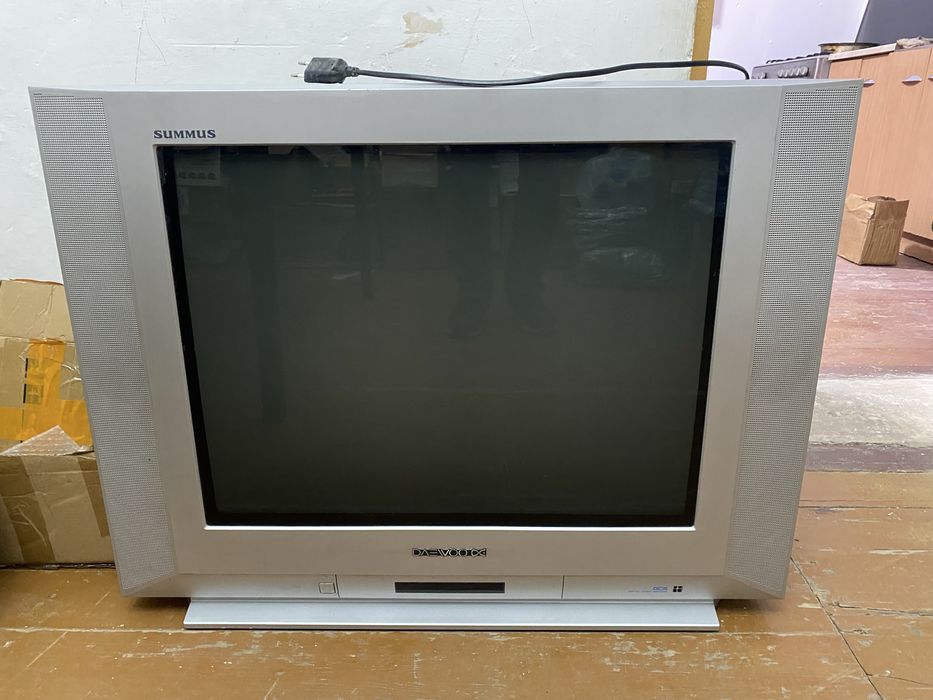 Телевизор 29 дюйм Daewoo как новая, Корея