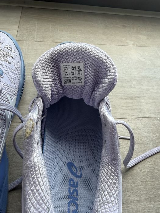 Тенис обувки Asics 39 номер