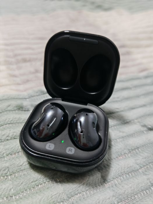 Samsung Buds Live