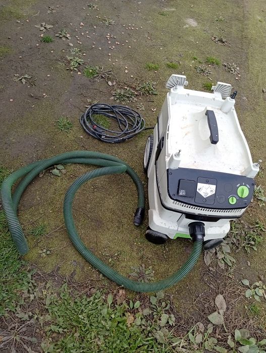 Aspirator festool de pus la girafa