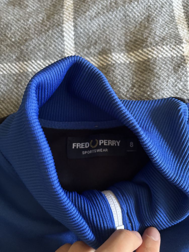 Fred perry горнище размер S