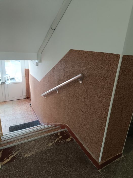 zugrav,zugraveli ap. Casa scarilor etc...