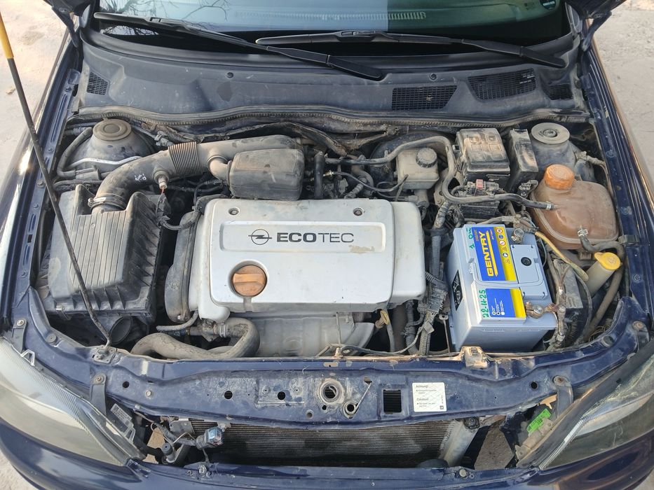 Opel astra 2003 benzinda