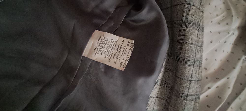 Продаеться костюм на мальчика.