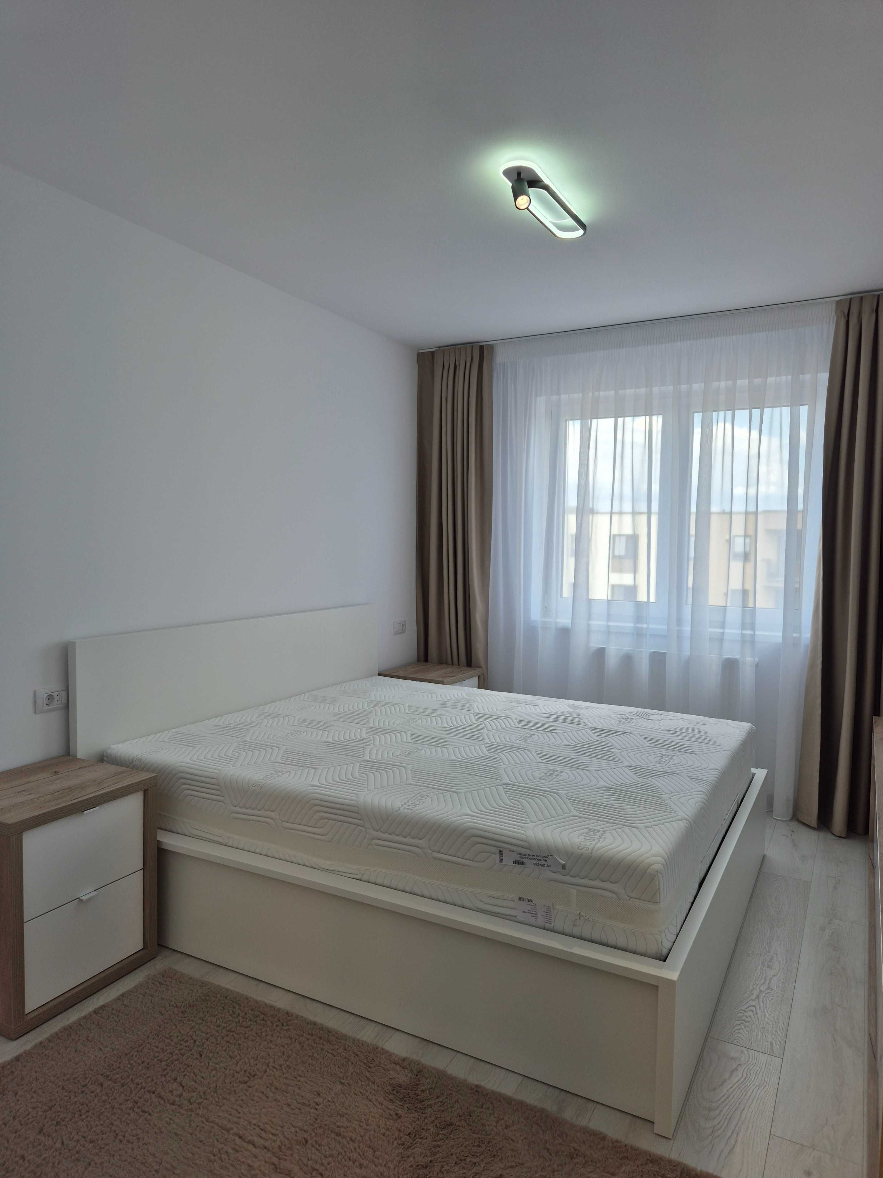 Inchiriez apartament cu 2 camere