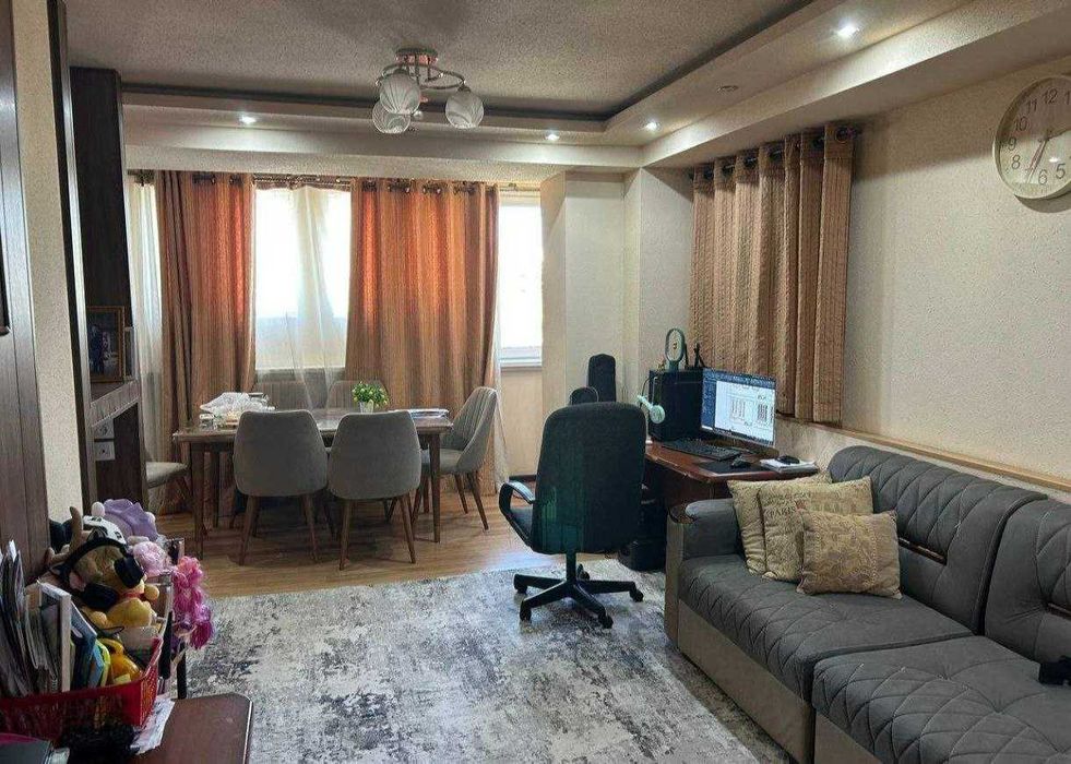 Продам 3-х комнатную с ремонтом на Авиасозлар-4.