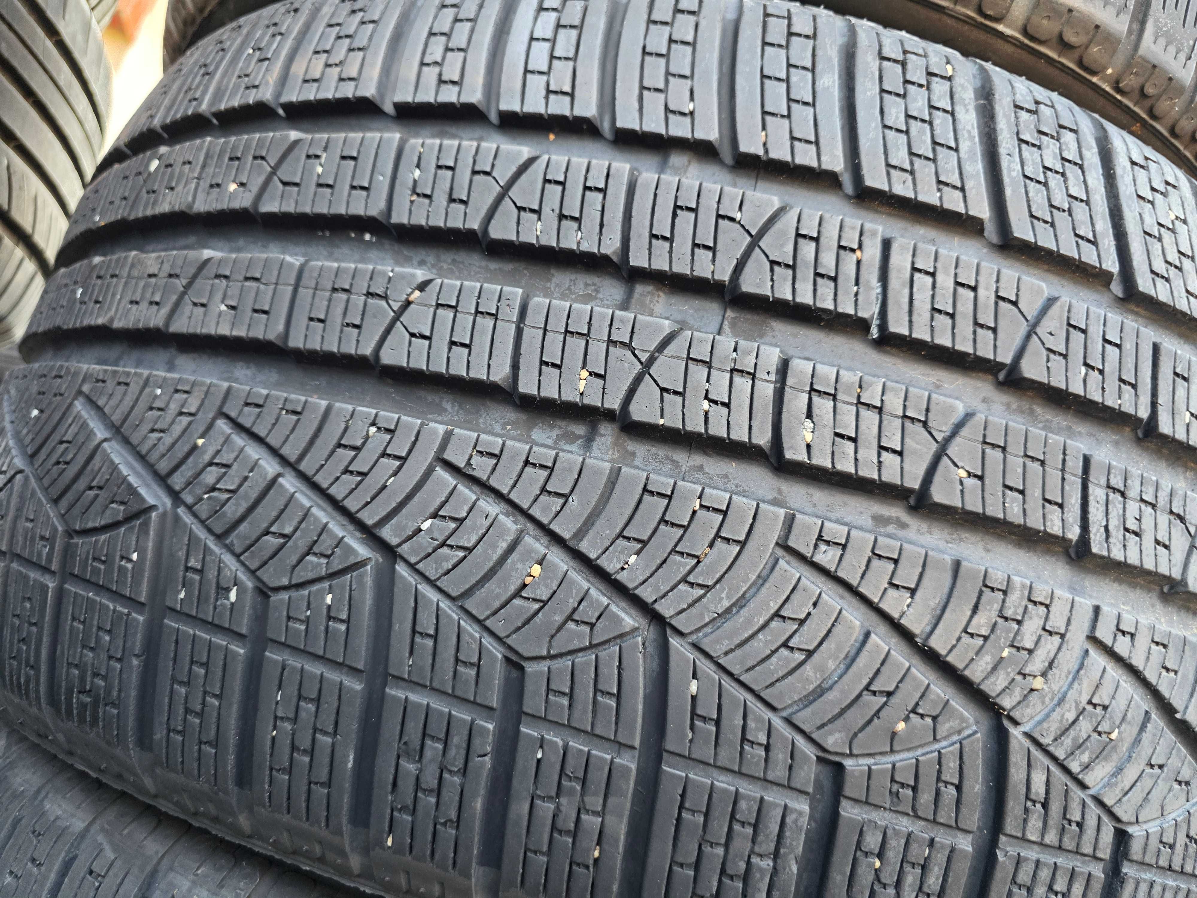Зимни гуми пакет 255 35 19 и 285 30 19 - Pirelli