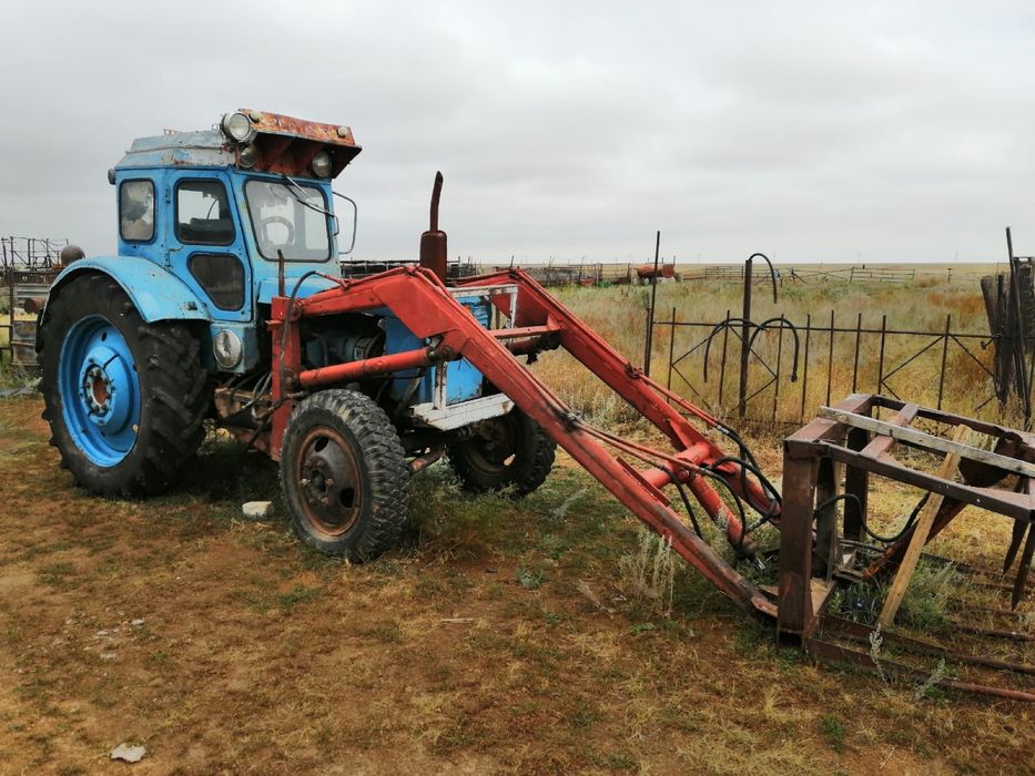 Продам трактор