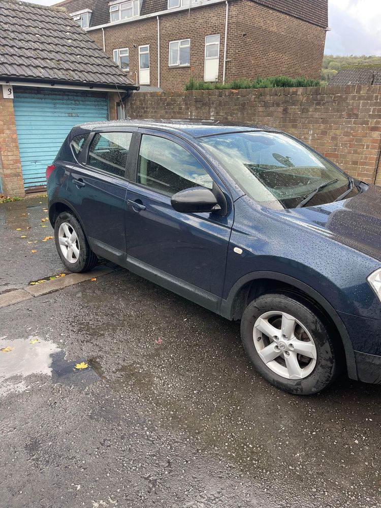 Dezmembrez nissan qashqai 1.5dci