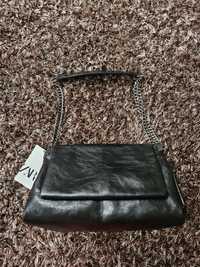 Geanta Zara,  30 x 18 x 13cm.

G Zara,