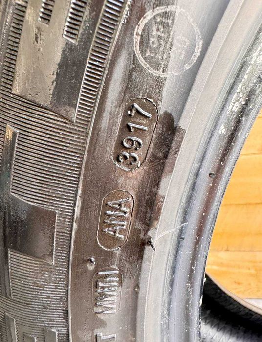 Срочно !!! Продам зимние шины хорошего качества