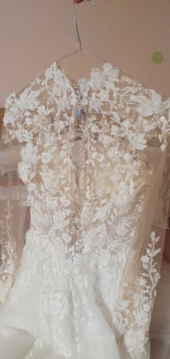 Vând rochie de mireasă
