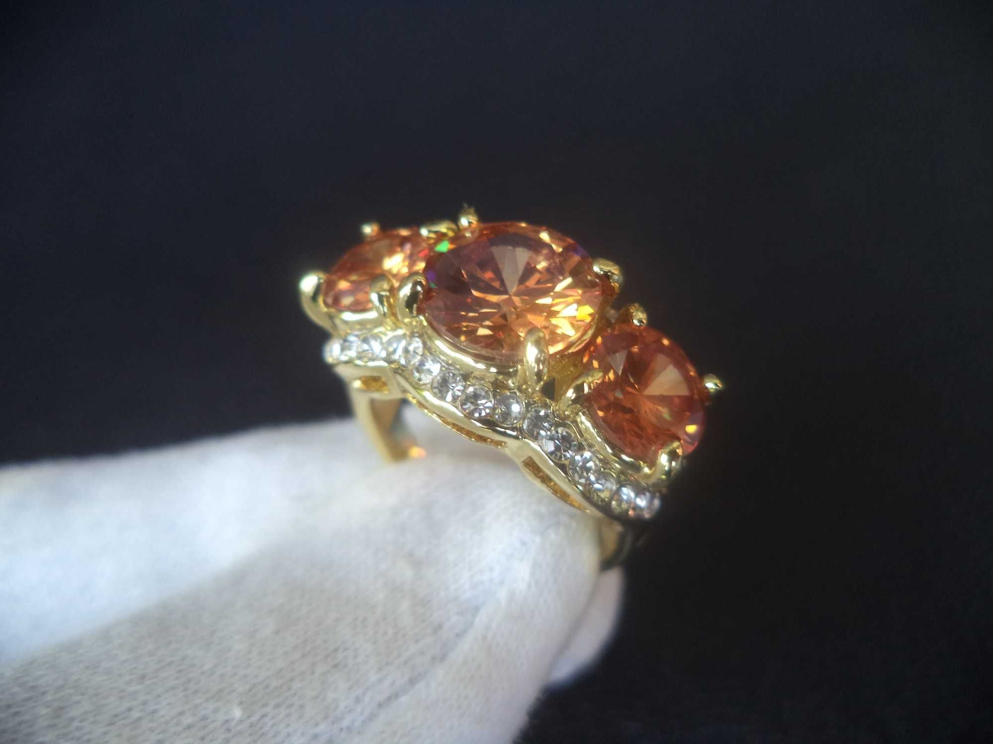Стари грандиозни смайващо красиви пръстени с позлата и цитирини