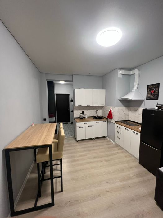 Барный стол и стулья в стиле лофт