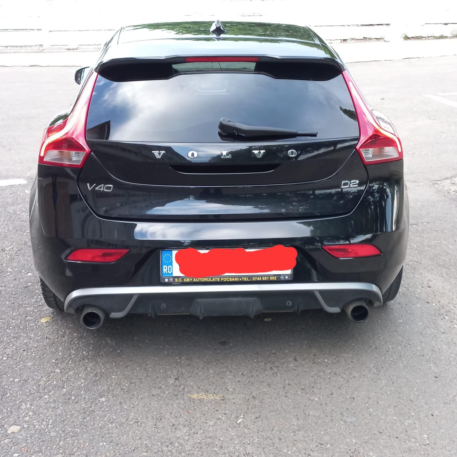 Volvo V40 R Design 2013 1.6 diesel
