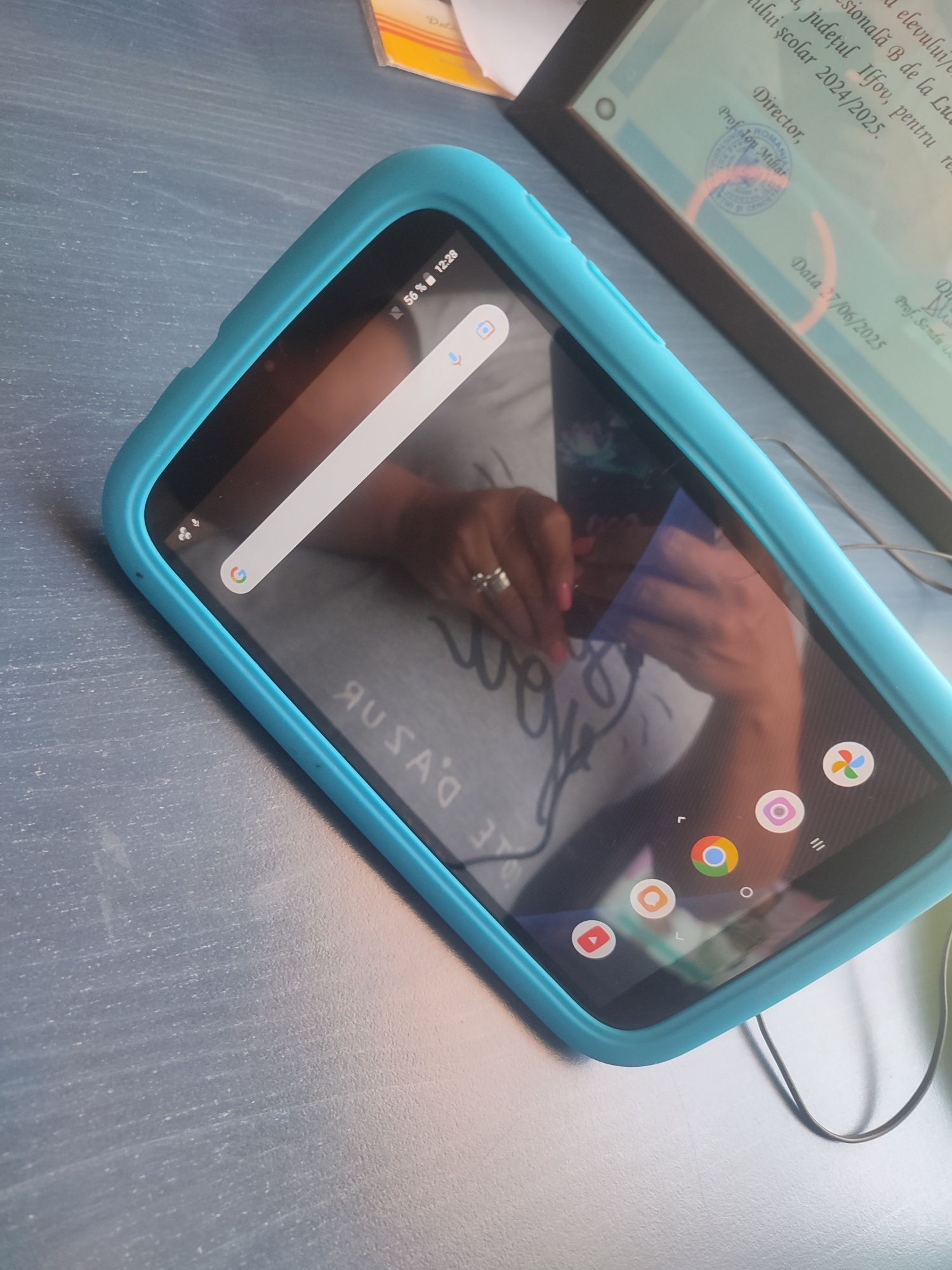 Tableta Alcatel cu husa