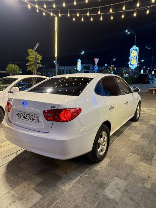 Hyundai Avante Aftomat karopka ideal holatda