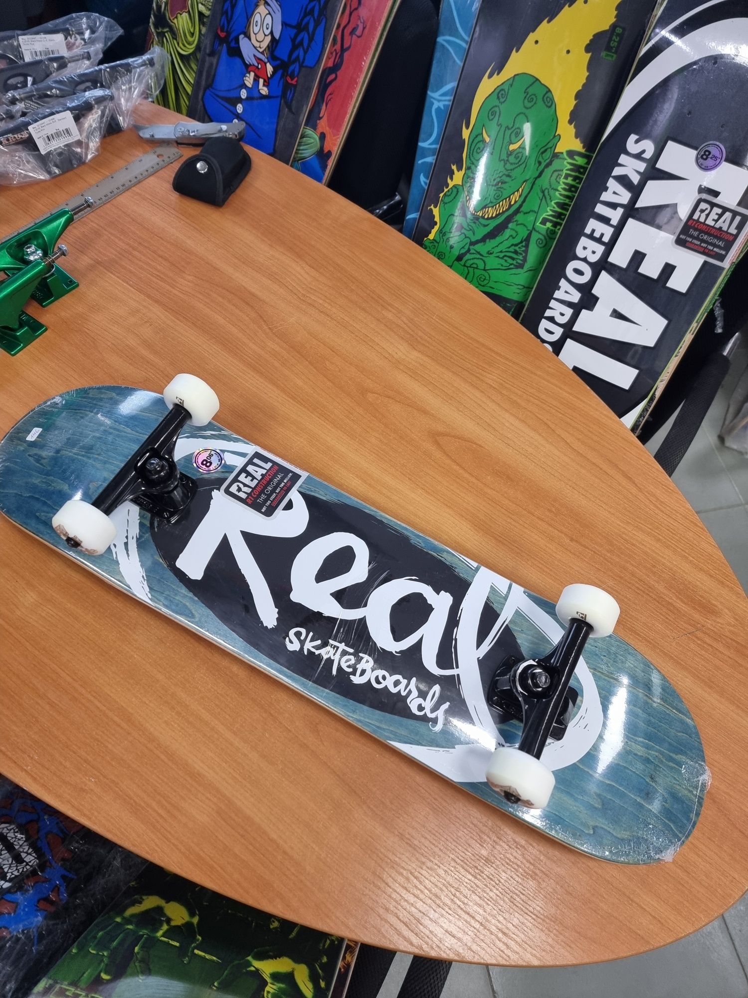 Професионален скейтборд Real 8.06