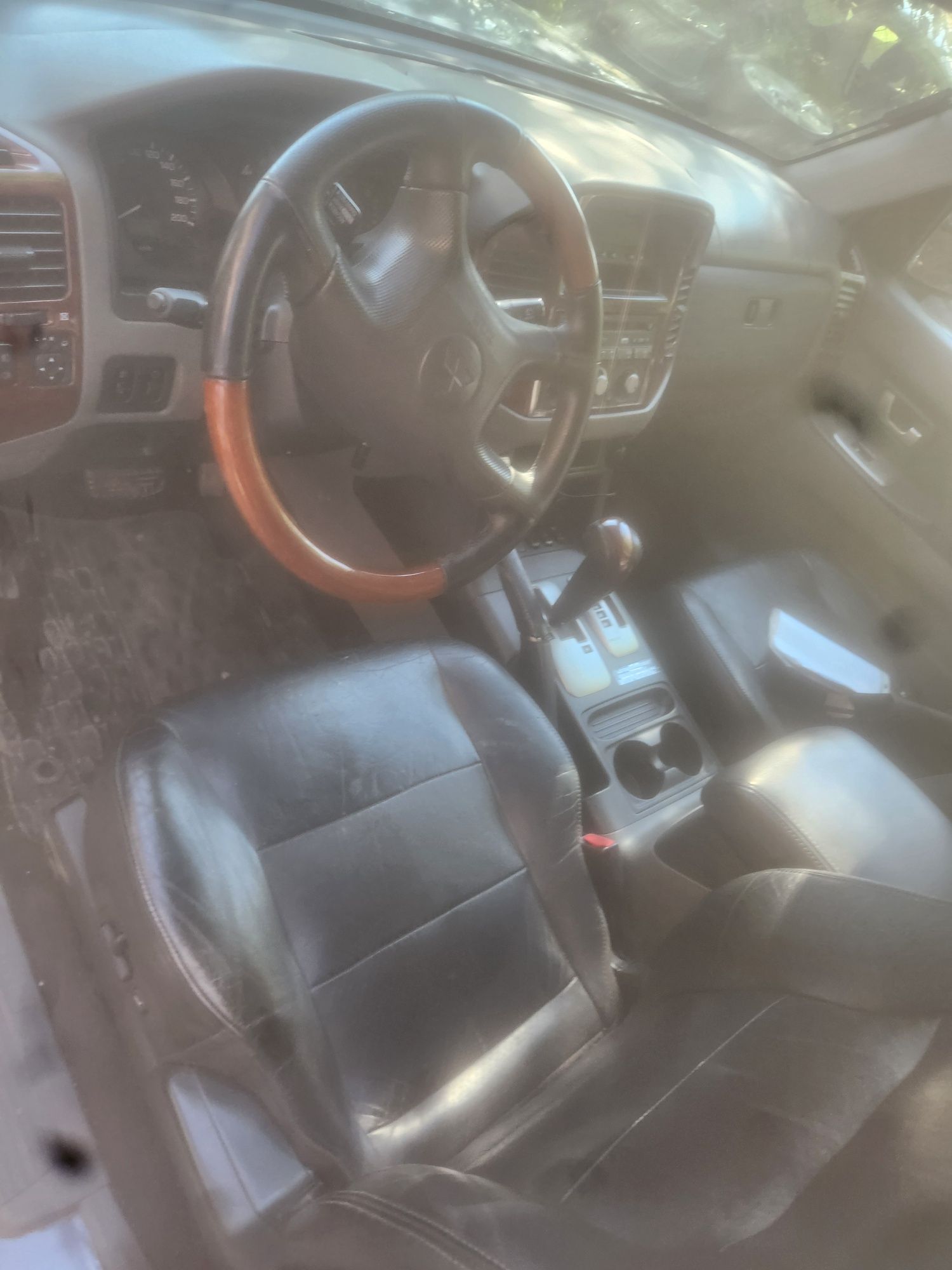 Dez pajero 3,2 automat