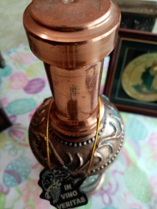 Инкрустирана медна  бутилка икона 750 мл, 1960 г. Тревненска школа.