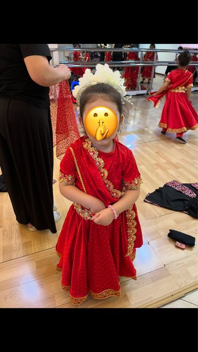 продам индийский костюм