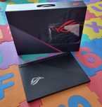 Laptop Gaming ASUS ROG Strix G17 G712LU cu procesor Intel® Core™ i7-10