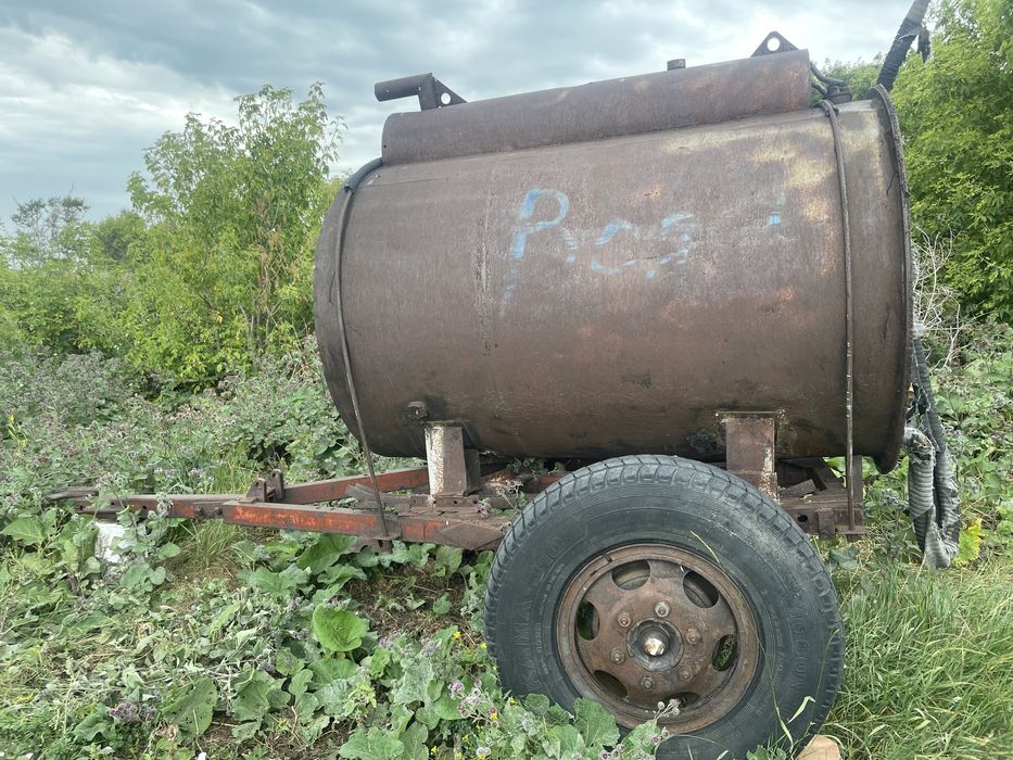Продам бочку для воды, на колесах
