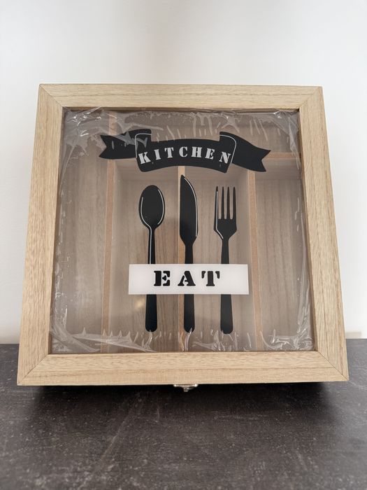 Organizator tacamuri din lemn