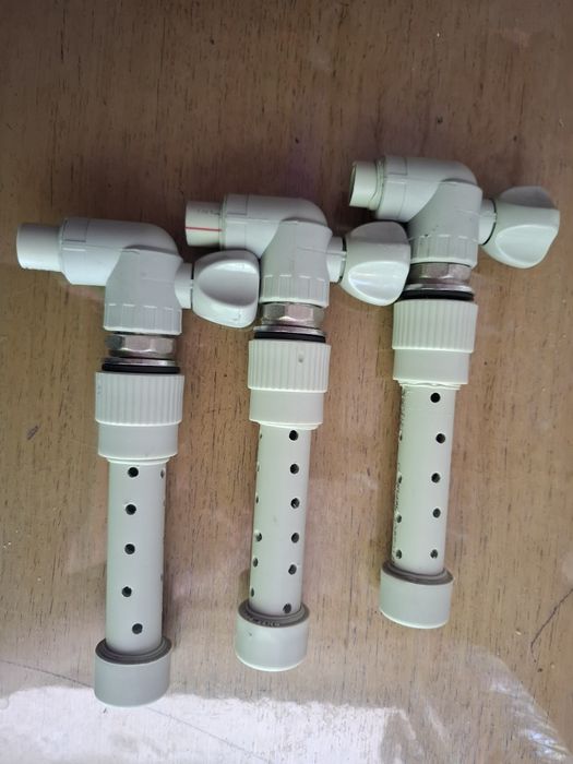 Продавам канелка за бидон 1/2