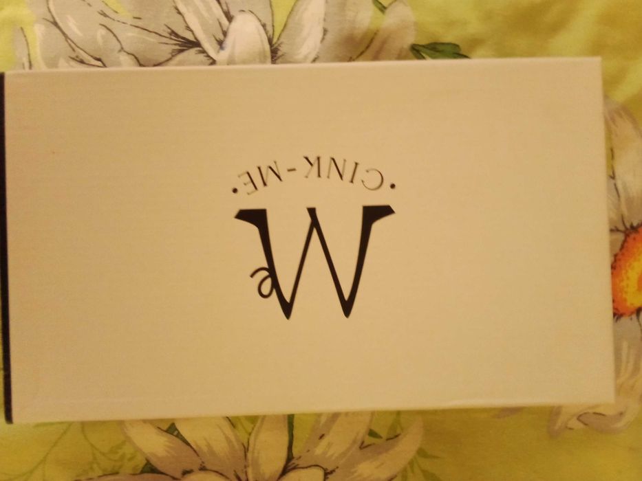 Продавам нови мокасини