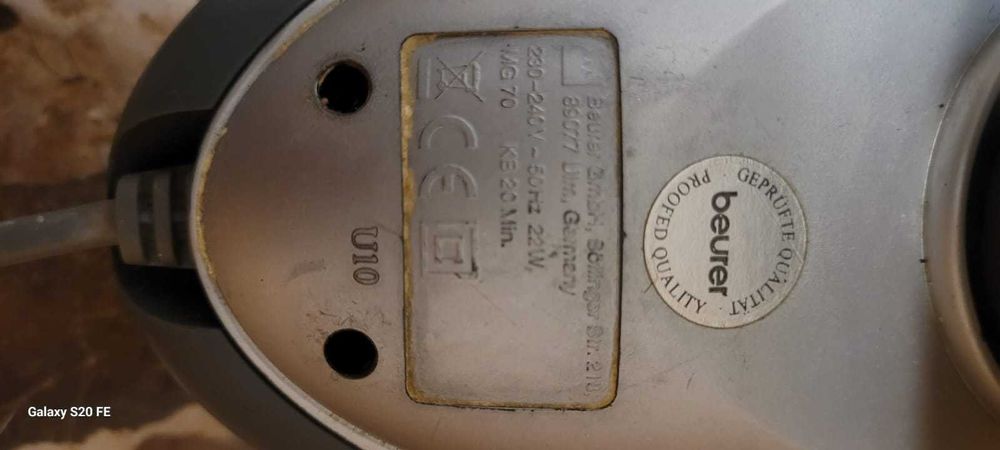 Aparat de masaj Beurer tip MG 70, cu infrarosu