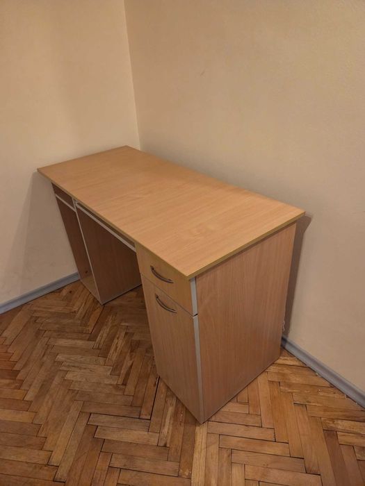 Бюро с чекмедже и шкаф: 120.5х73х63