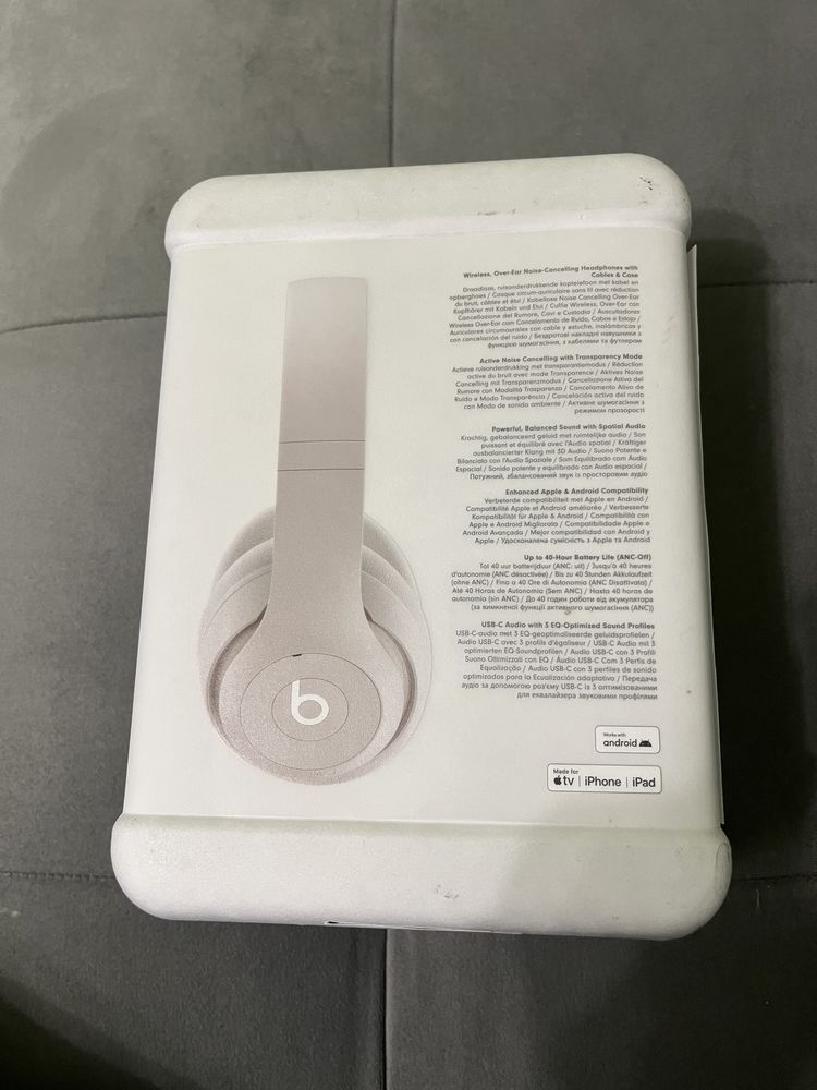 Beats Studio Pro